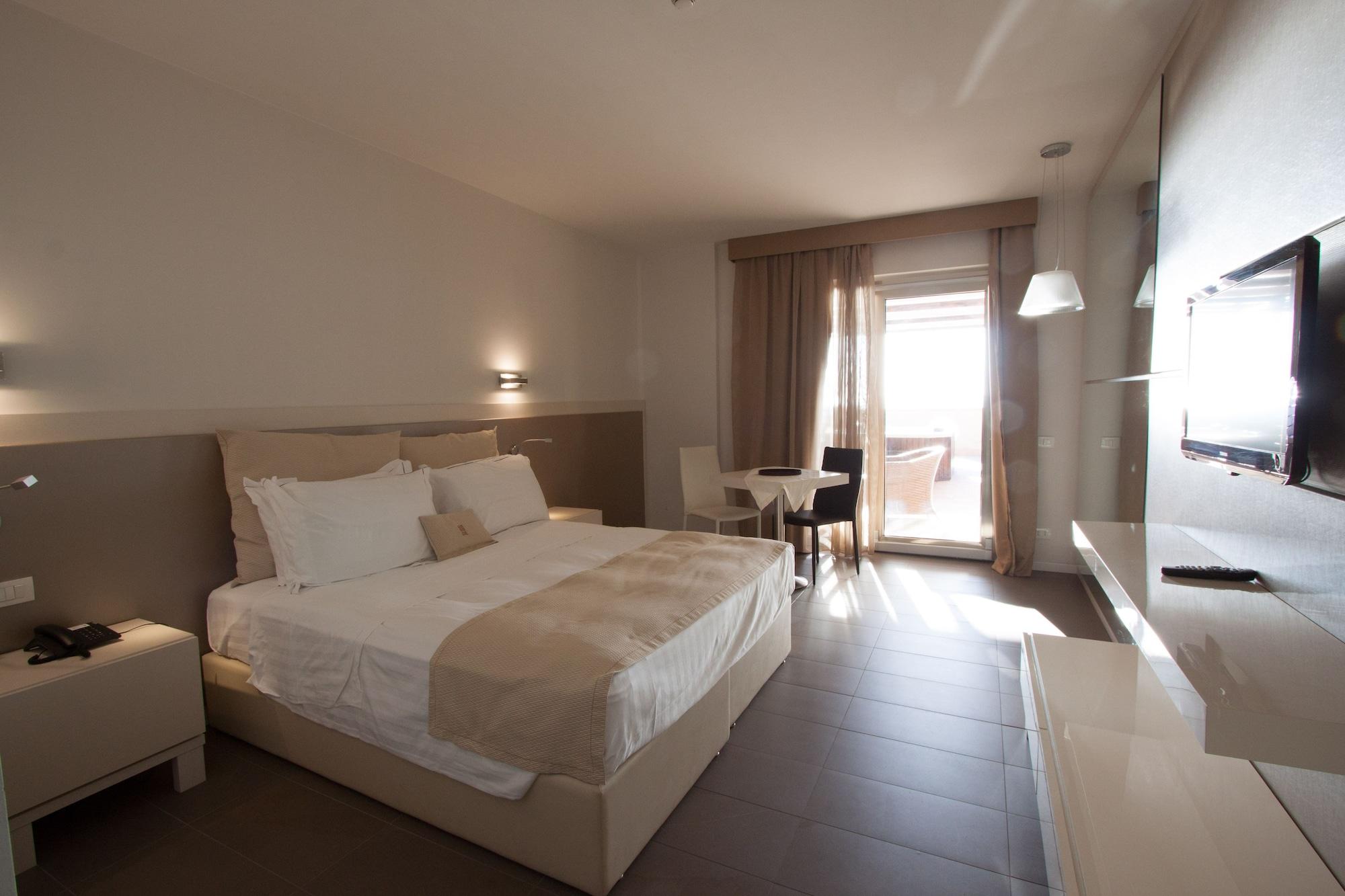 Main Palace Hotel Roccalumera