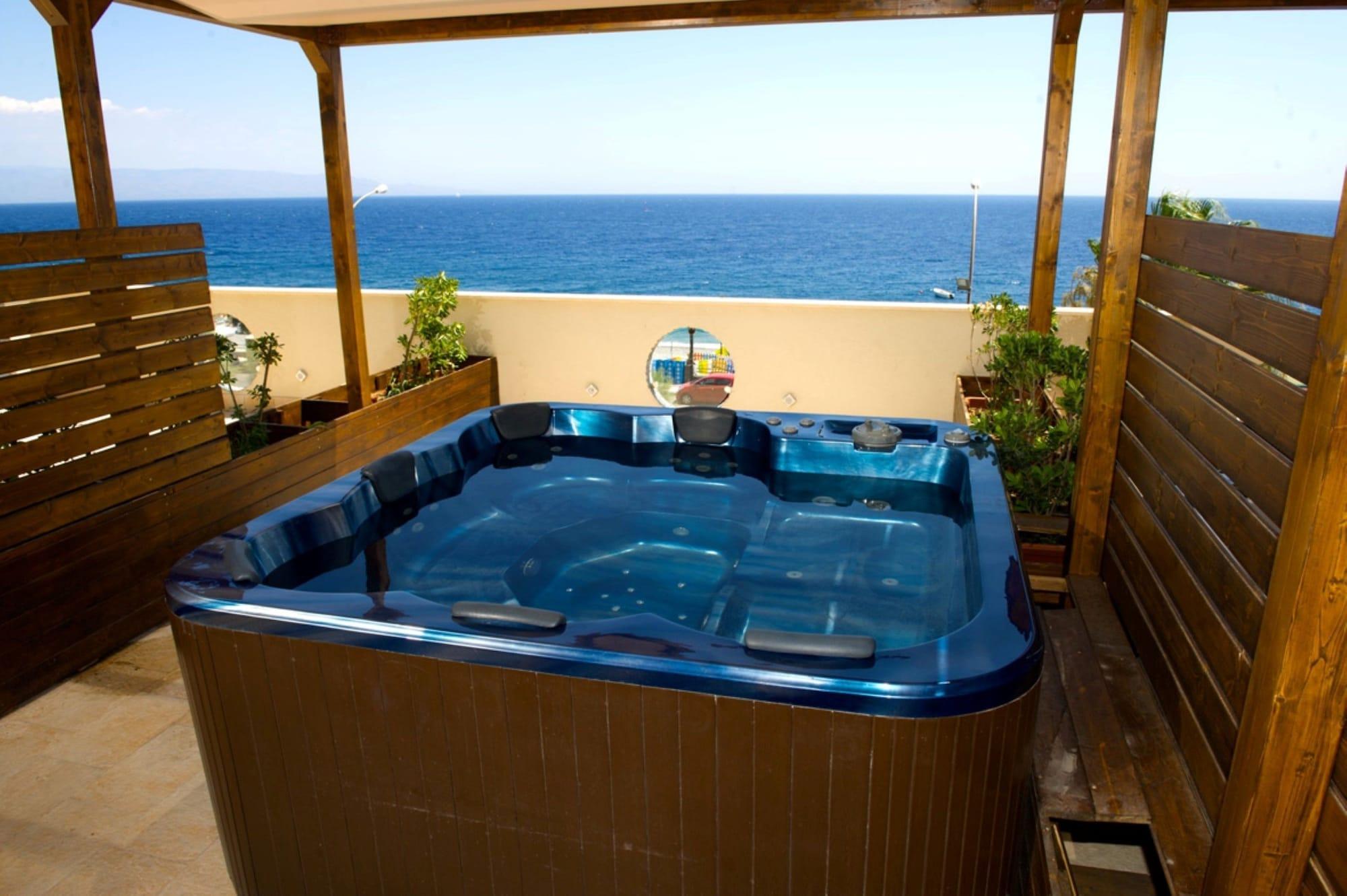 Main Palace Hotel 4*