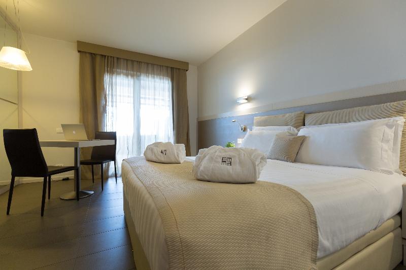 Main Palace 4*